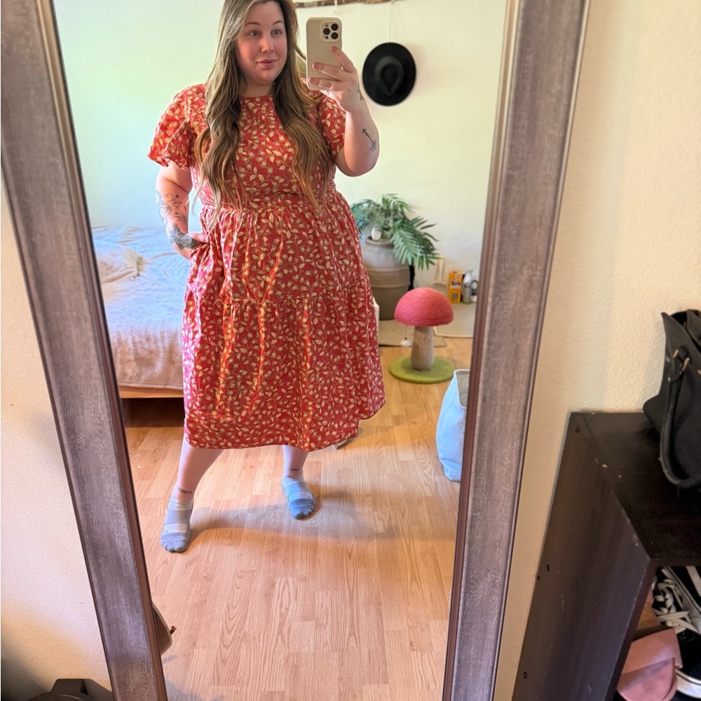 Floral Red Dress - Picture 1 of 3